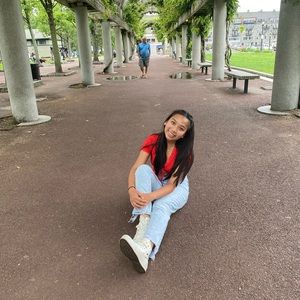 Meet your Posher, Uyen